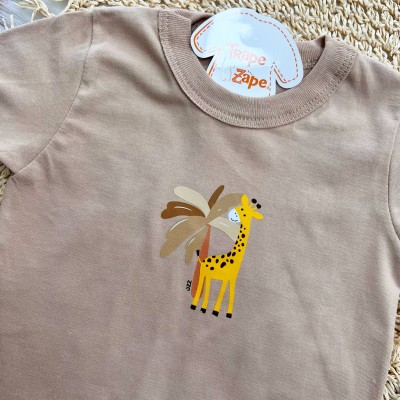 Conj. Camiseta Girafa e Bermuda Safari - Areia